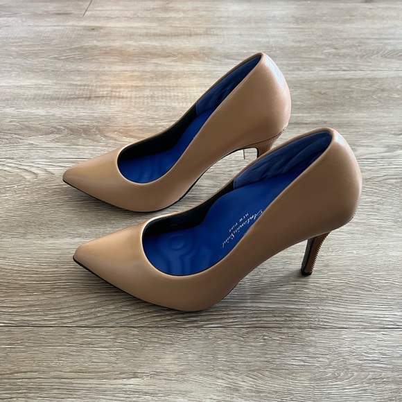 Antonia Saint- Victoria High Heel 2.0 - Picture 10 of 14